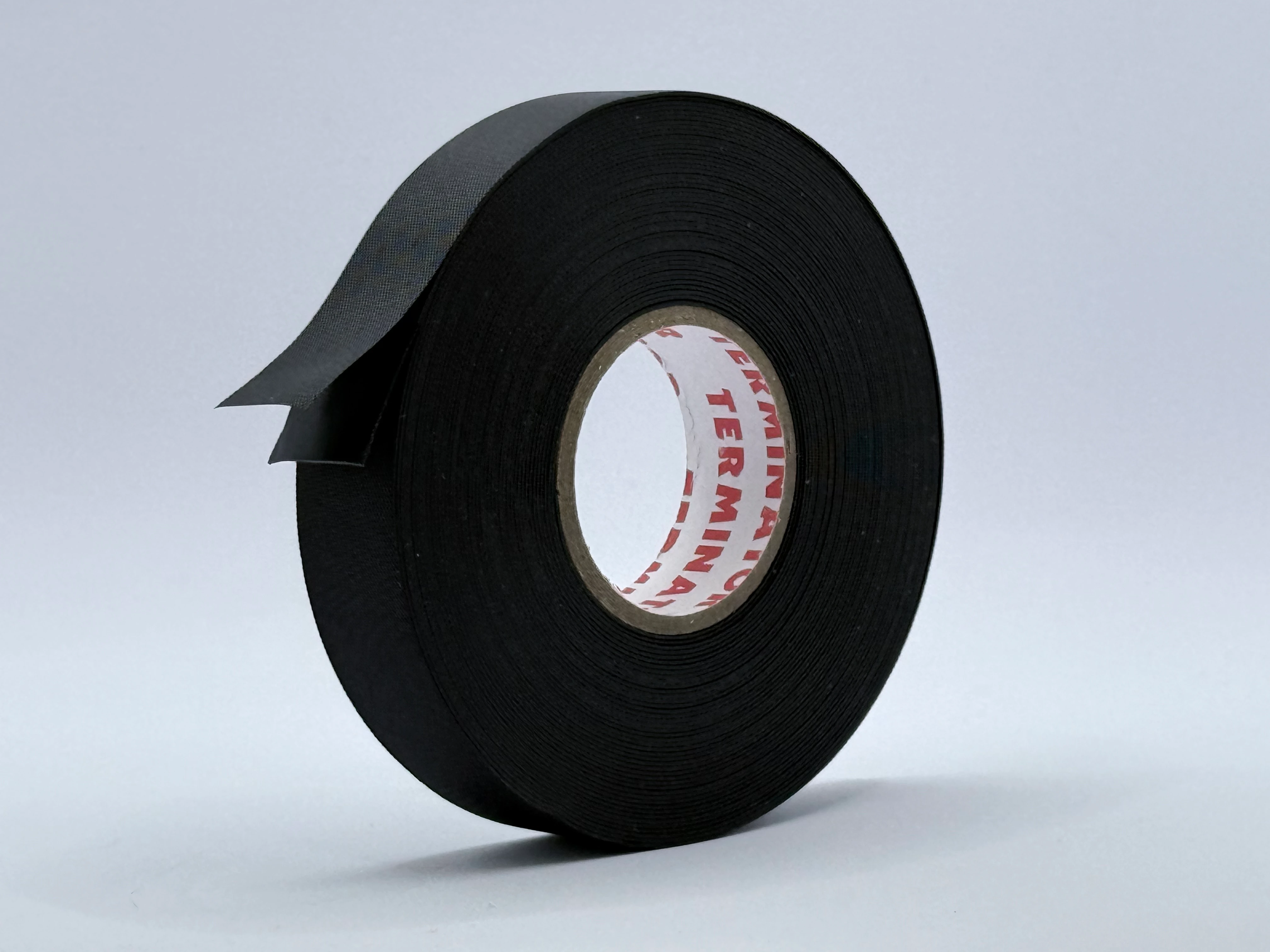 IZR 1910 Черный - вид сбоку