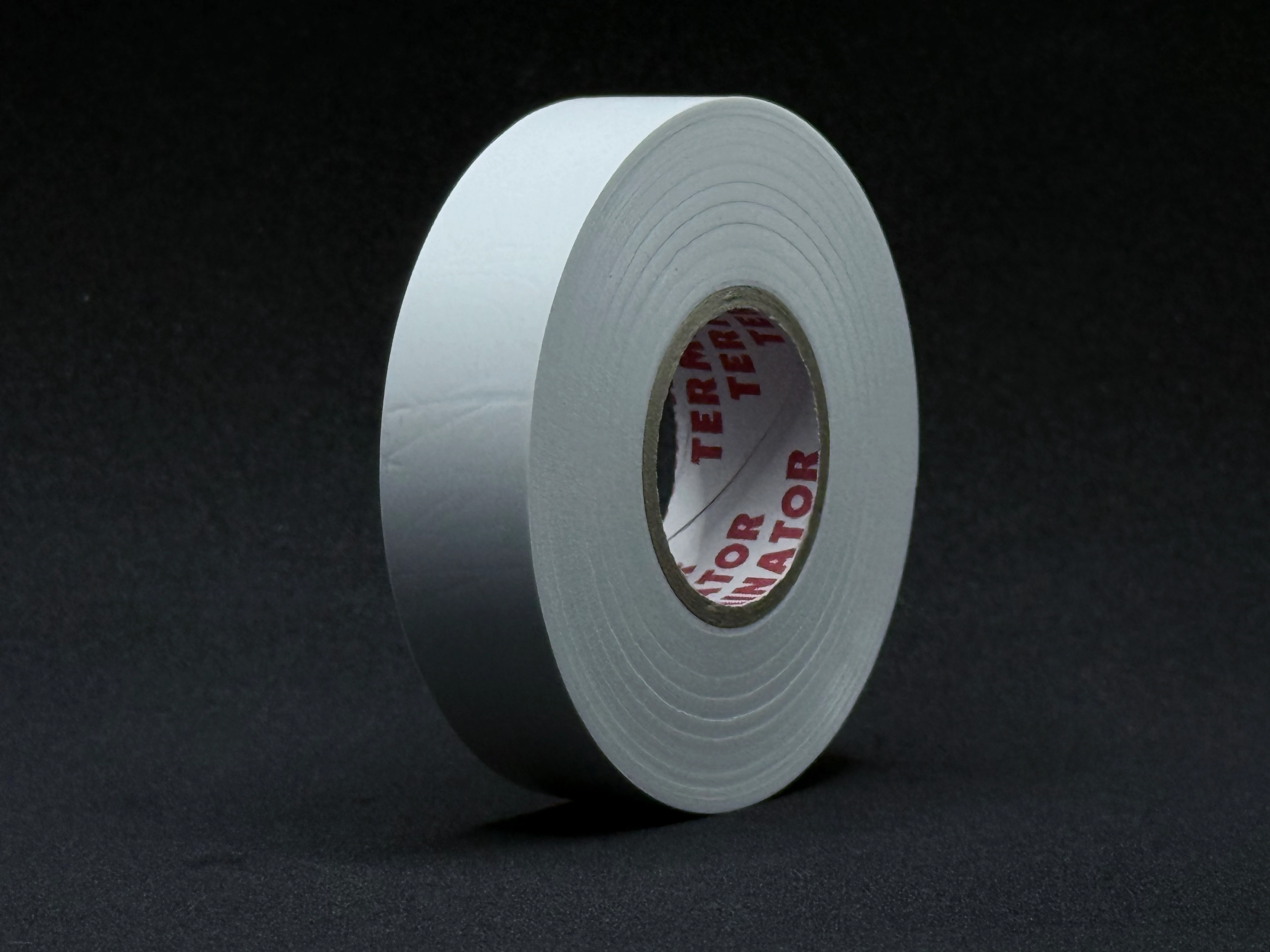 IC6P Белый - вид сбоку