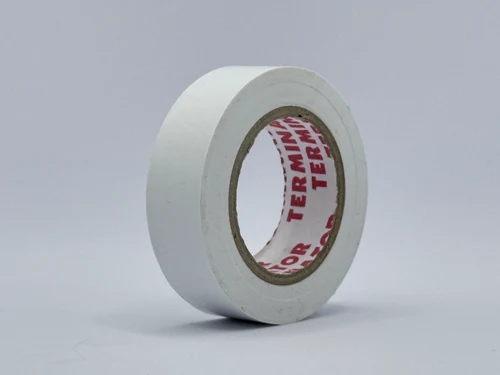 IZ 1510 Белый - вид сбоку